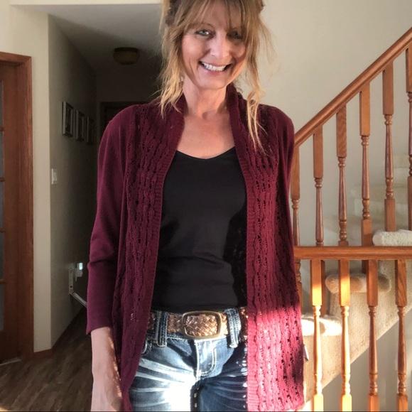 ‘NWD’ Burgundy cardigan with pretty detail - Picture 11 of 11
